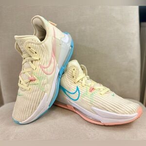 Nike Men’s LeBron Witness 6 'Easter' size 11 (CZ4052-103)
